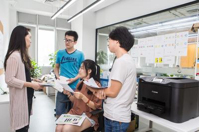 佳能助力創(chuàng)新事業(yè)，為創(chuàng)業(yè)者提供高效辦公打印服務(wù)